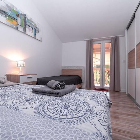 Apartment Shurida Pula Exteriör bild